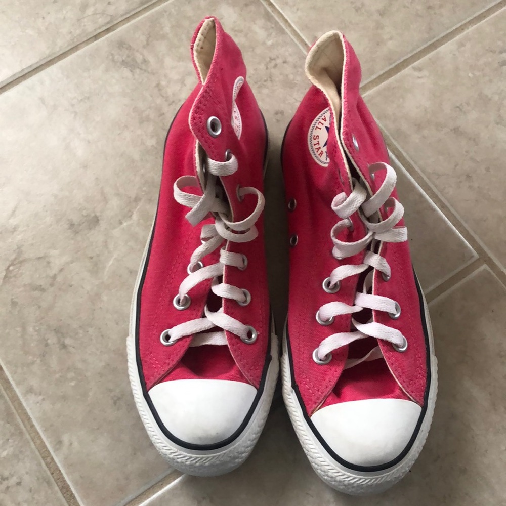 Pink high top converse